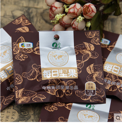 ����ÿ�ռ������������и�ʳƷԭζ��ϼ����25�� *31��