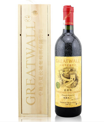 �������ĳ���92�ɺ�750ml���ѾƳ�ϼ��ľ�е�֧������װ